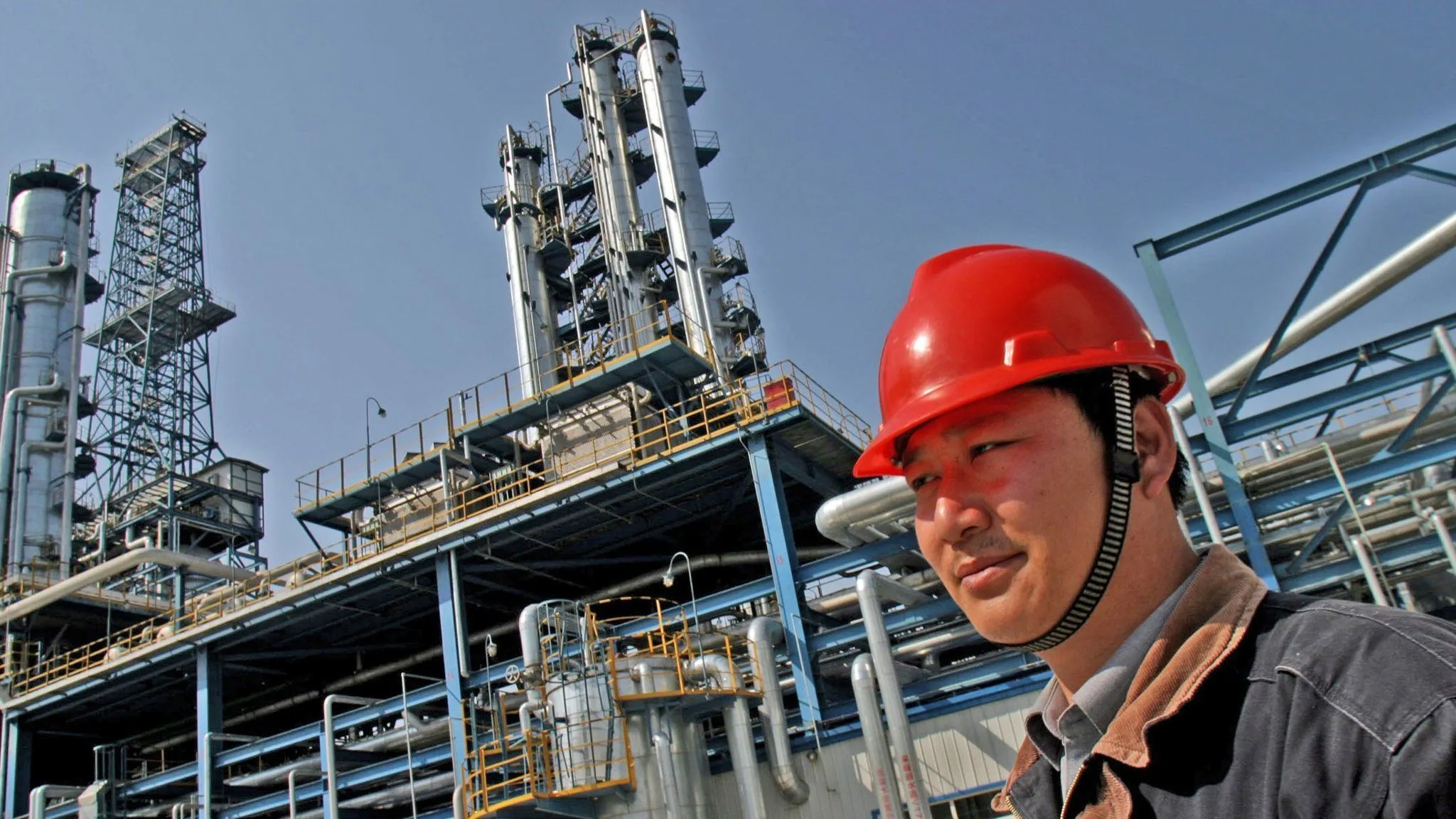 Refinery_Ohtin_kaz